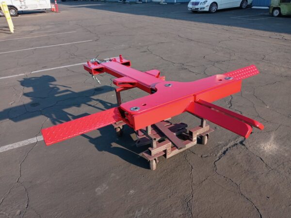 Spring Loaded Forklift Wheel Lift Attachment - Image 3